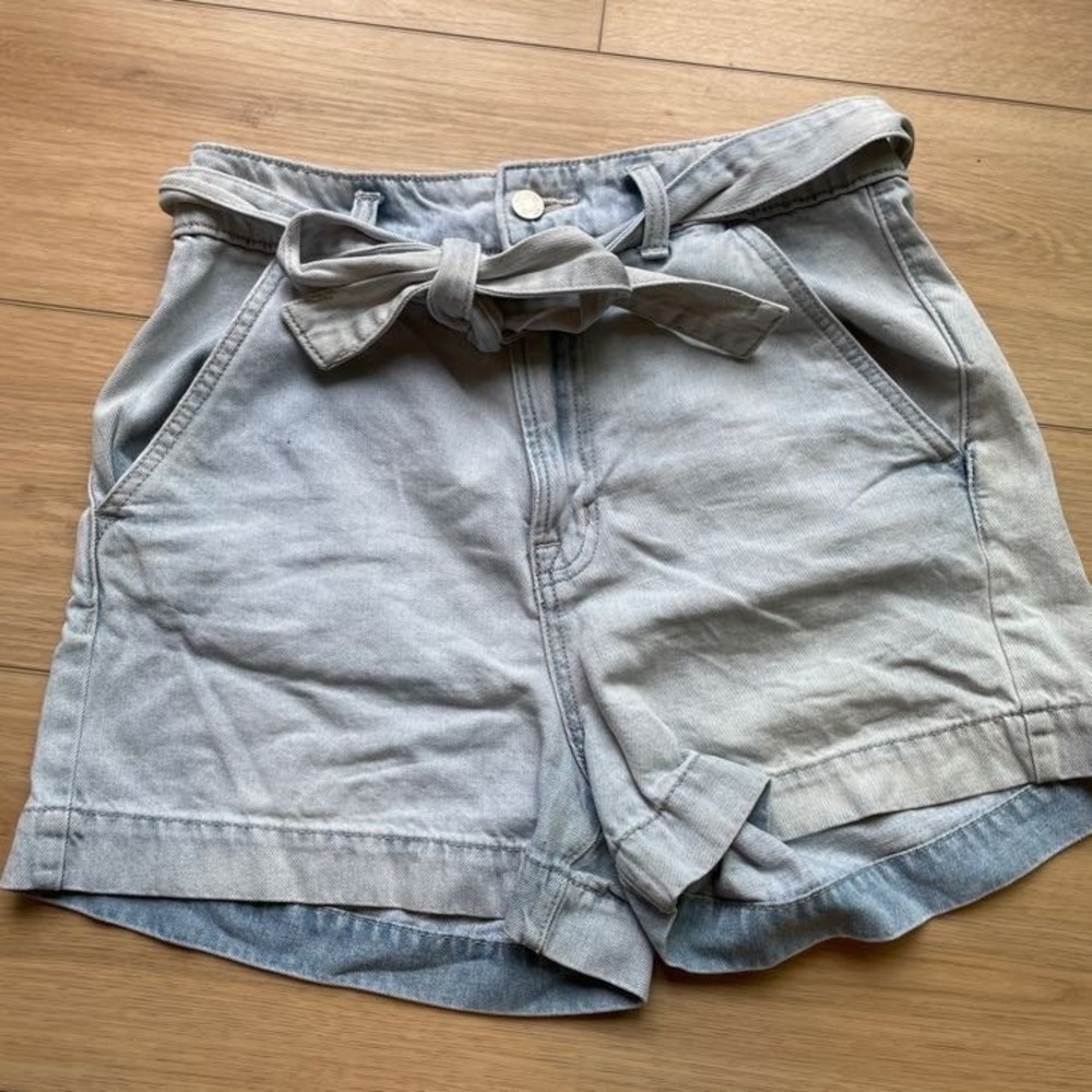Lot of 5 Old Navy and Gap Denim Shorts and Mini Skirt Size 6 Medium Light White - Picture 6 of 16